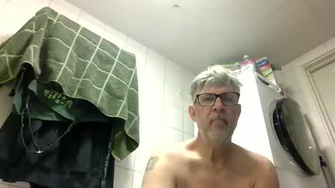 Snapshot of baggelina75 chatting on May 12, 2026, 8:00 am baggelina75 online show from May 12, 2026, 8:00 am
