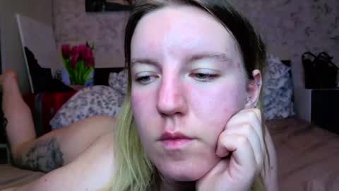 holly online show from May 3, 2026, 5:30 pm