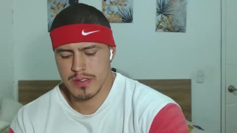 Andres -  online show from February 5, 2025, 2:40 am