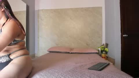 Pilar  online show from February 7, 2026, 7:28 pm