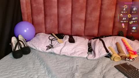 Arianna   online show from February 6, 2026, 3:15 pm