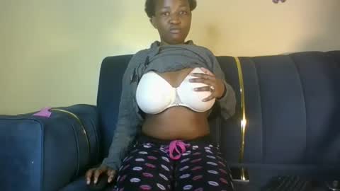 Snapshot of bambi_blush chatting on December 1, 2025, 6:46 pm bambi online show from December 1, 2025, 6:46 pm