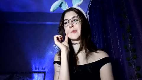 Luna online show from February 6, 2026, 9:12 am