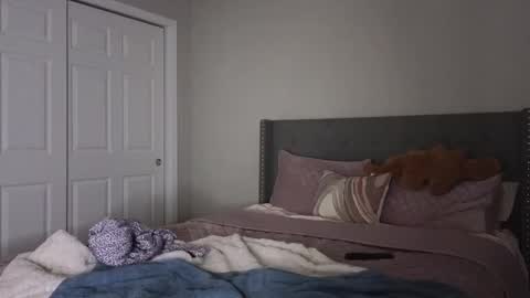 bambifarrina online show from October 30, 2025, 12:45 am