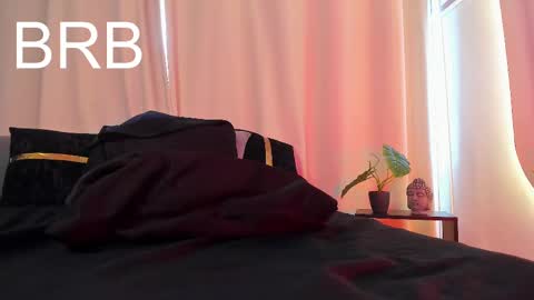 Snapshot of bambiiqueen chatting on February 27, 2025, 3:48 pm Bambi online show from February 27, 2025, 3:48 pm
