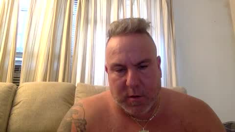 banana5289 online show from December 7, 2024, 4:03 pm