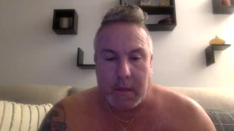 banana5289 online show from December 29, 2024, 3:46 pm
