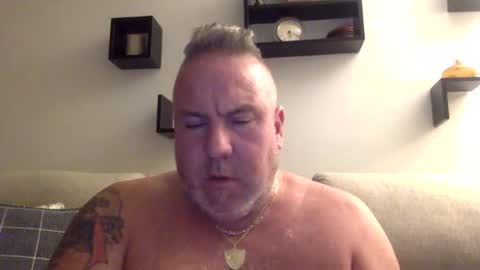 banana5289 online show from October 3, 2025, 9:17 am