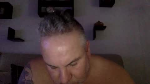 banana5289 online show from April 28, 2026, 8:47 pm