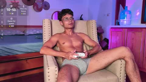 Snapshot of bananachill chatting on February 9, 2025, 9:05 am Chill online show from February 9, 2025, 9:05 am