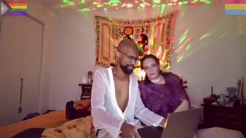 Snapshot of bandohusbando chatting on December 10, 2024, 1:32 am Bando Husbando online show from December 10, 2024, 1:32 am