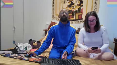 Snapshot of bandohusbando chatting on February 25, 2025, 5:58 pm Bando Husbando online show from February 25, 2025, 5:58 pm