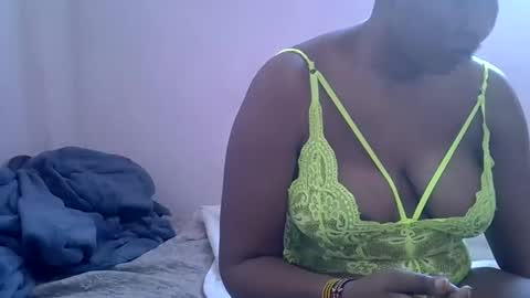 Snapshot of bantubaby chatting on November 24, 2025, 5:40 am bantubaby online show from November 24, 2025, 5:40 am