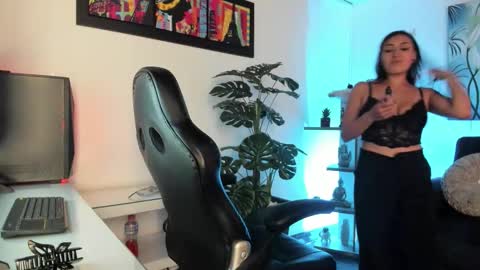 Snapshot of baphy_baby chatting on October 26, 2025, 7:20 pm Gabi  online show from October 26, 2025, 7:20 pm