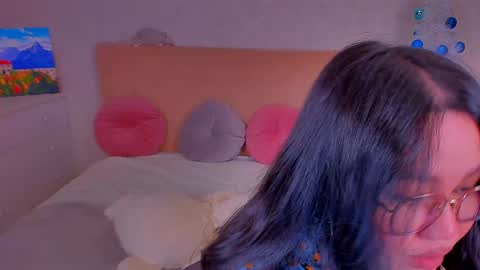 Barbie Kim online show from December 18, 2024, 8:03 pm