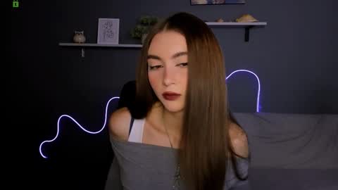 Snapshot of barbara_crazy chatting on September 18, 2025, 1:02 pm barbara_crazy online show from September 18, 2025, 1:02 pm