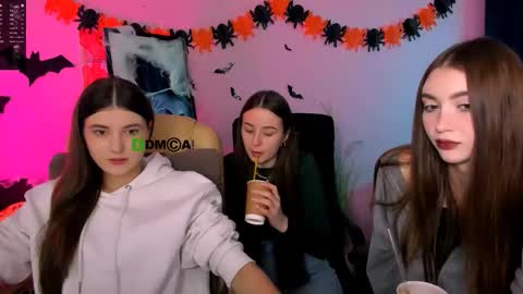 Snapshot of barbara_crazy chatting on October 25, 2025, 8:55 am barbara_crazy online show from October 25, 2025, 8:55 am