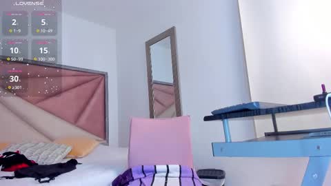 Snapshot of barbaraknox_ chatting on September 11, 2025, 12:33 am Barbara  online show from September 11, 2025, 12:33 am