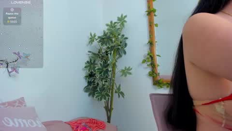 Snapshot of barbaraknox_ chatting on October 4, 2025, 1:25 am Barbara  online show from October 4, 2025, 1:25 am