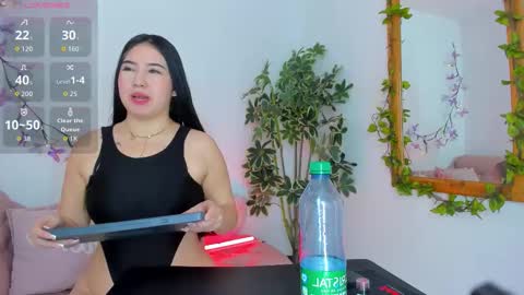 Snapshot of barbaraknox_ chatting on October 22, 2025, 12:00 am Barbara  online show from October 22, 2025, 12:00 am