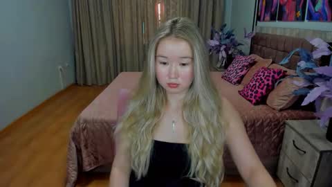 Snapshot of barbaramiles chatting on September 21, 2025, 10:39 am Barbara online show from September 21, 2025, 10:39 am