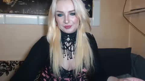 Snapshot of barbarissssska chatting on April 5, 2026, 5:04 am Victoria online show from April 5, 2026, 5:04 am