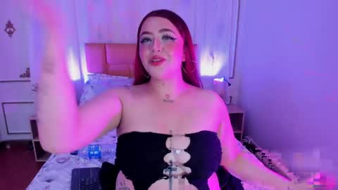 Snapshot of barbi_sky chatting on April 7, 2026, 4:02 am Barbi Sky online show from April 7, 2026, 4:02 am