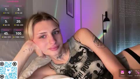 Snapshot of barbie_bi chatting on October 15, 2025, 4:40 pm My name is Molly. Please say hello I like talking to you. If you have any wishes or obscene desires please use the tip menu online show from October 15, 2025, 4:40 pm