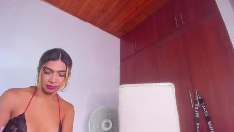 Snapshot of barbie_ds chatting on October 3, 2025, 2:36 pm barbie_ds online show from October 3, 2025, 2:36 pm