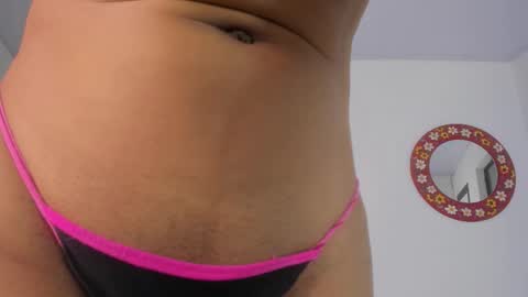 Snapshot of barbie_ds chatting on October 22, 2025, 12:05 pm barbie_ds online show from October 22, 2025, 12:05 pm