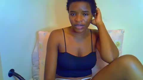 Snapshot of barbie_queen17 chatting on March 17, 2026, 6:33 pm VEE online show from March 17, 2026, 6:33 pm