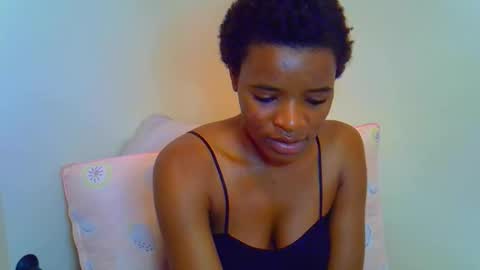 Snapshot of barbie_queen17 chatting on March 22, 2026, 2:20 pm VEE online show from March 22, 2026, 2:20 pm