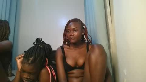 queen online show from November 5, 2025, 10:54 pm