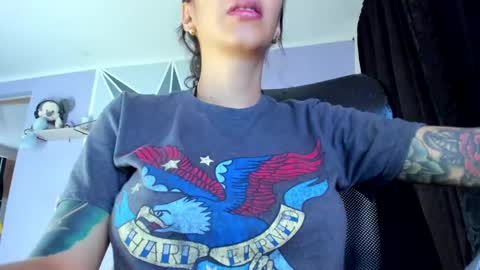 barbiecumhott online show from February 28, 2025, 1:58 pm