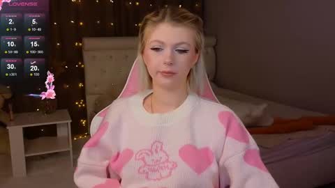 Snapshot of barbiee_b chatting on December 20, 2024, 1:11 pm Stacy online show from December 20, 2024, 1:11 pm