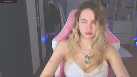 Eva online show from June 16, 2026, 4:42 pm