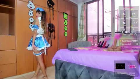 Snapshot of barbiefoxx chatting on October 2, 2025, 8:27 pm Barbiefoxx online show from October 2, 2025, 8:27 pm