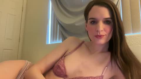 Snapshot of barbiejules chatting on October 7, 2025, 10:07 pm BarbieJules online show from October 7, 2025, 10:07 pm