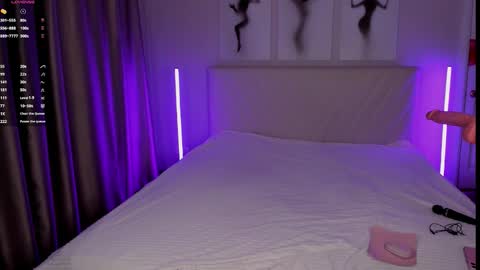  Emma online show from March 22, 2026, 8:56 pm