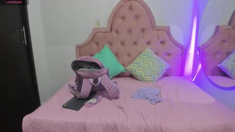 Snapshot of barbiemonroe8 chatting on September 10, 2025, 10:15 am Barbiemonroe8 online show from September 10, 2025, 10:15 am
