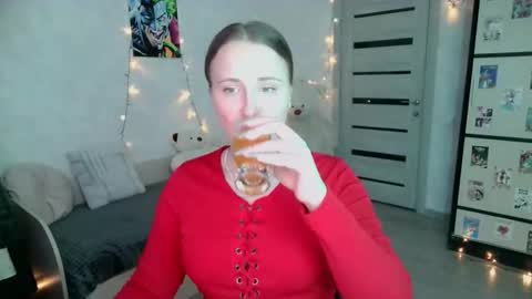 barbiepie online show from November 3, 2025, 2:24 am