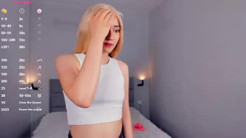 Snapshot of barbimia chatting on June 27, 2026, 2:12 pm Mia online show from June 27, 2026, 2:12 pm