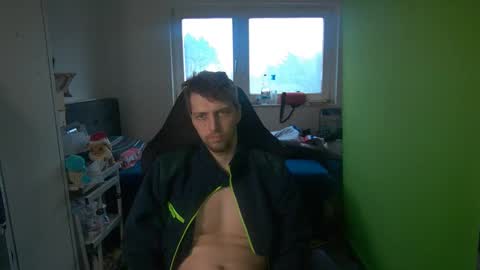 Snapshot of barca200 chatting on December 26, 2024, 1:43 pm barca200 online show from December 26, 2024, 1:43 pm