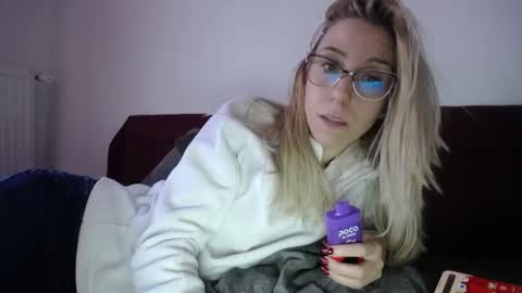 Lena online show from February 11, 2025, 1:09 pm
