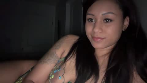 chicka online show from February 26, 2025, 1:32 am