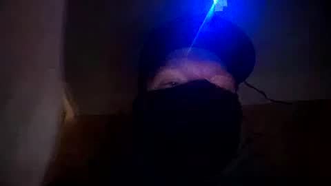 Snapshot of barniemay1 chatting on October 31, 2025, 11:22 am barniemay1 online show from October 31, 2025, 11:22 am