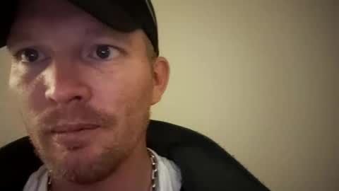 Snapshot of barniemay1 chatting on November 11, 2025, 11:32 am barniemay1 online show from November 11, 2025, 11:32 am