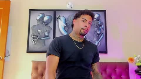 bastian_jones1 online show from December 4, 2024, 7:01 pm