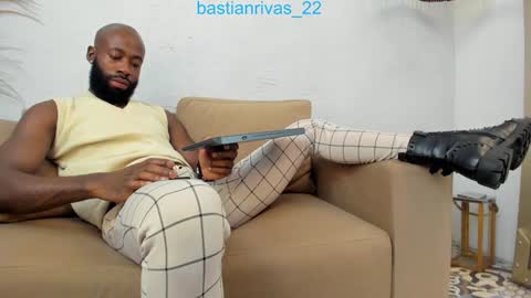 Snapshot of bastianrivas chatting on January 17, 2025, 12:10 pm Bastian. online show from January 17, 2025, 12:10 pm