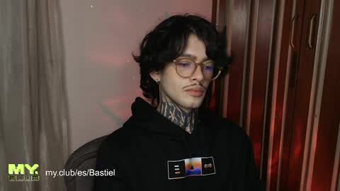 Bastiel online show from May 8, 2026, 5:02 am